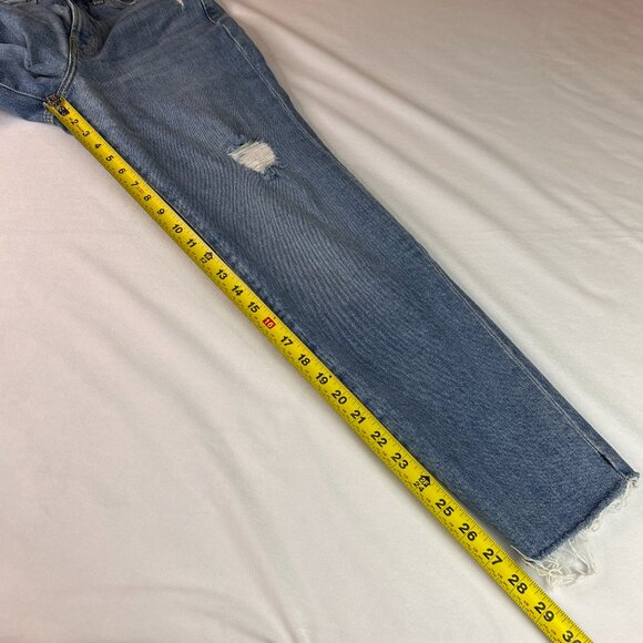 Old Navy High-Waisted OG Straight Leg Cut-Off Jeans - Picture 13 of 13
